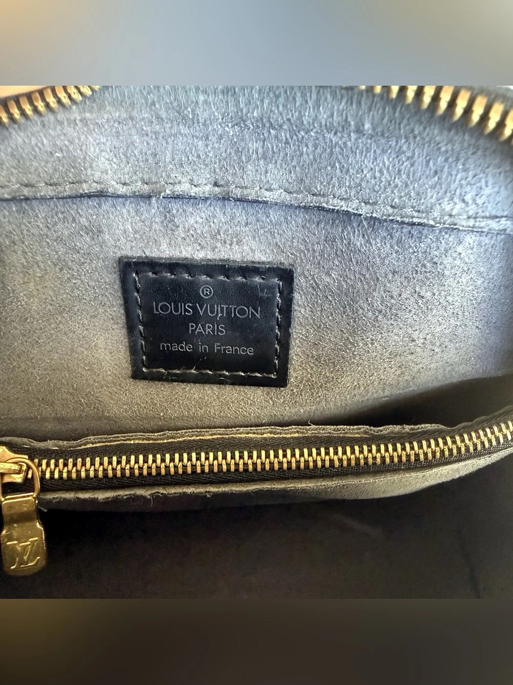 Louis Vuitton • Alma PM Epi Black Leather • Handbag • Purse